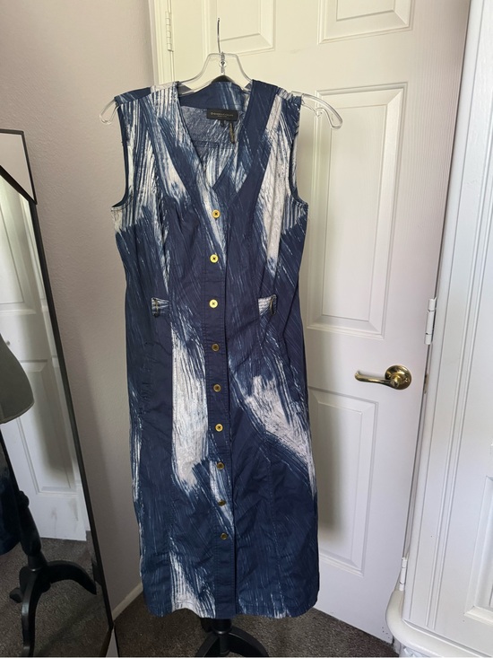 Donna Karan Dresses & Skirts - Donna Karan Blue and White Sleeveless Dress